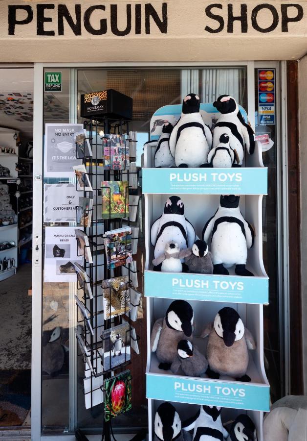 Boulders Beach Hotel, Cafe And Curio Shop Simon's Town Exterior photo