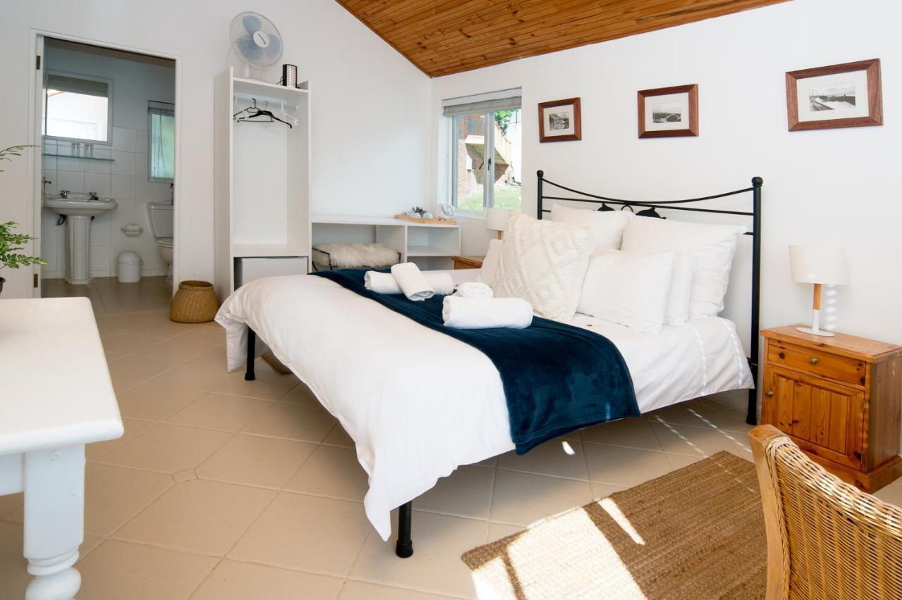 Boulders Beach Hotel, Cafe And Curio Shop Simon's Town Exterior photo